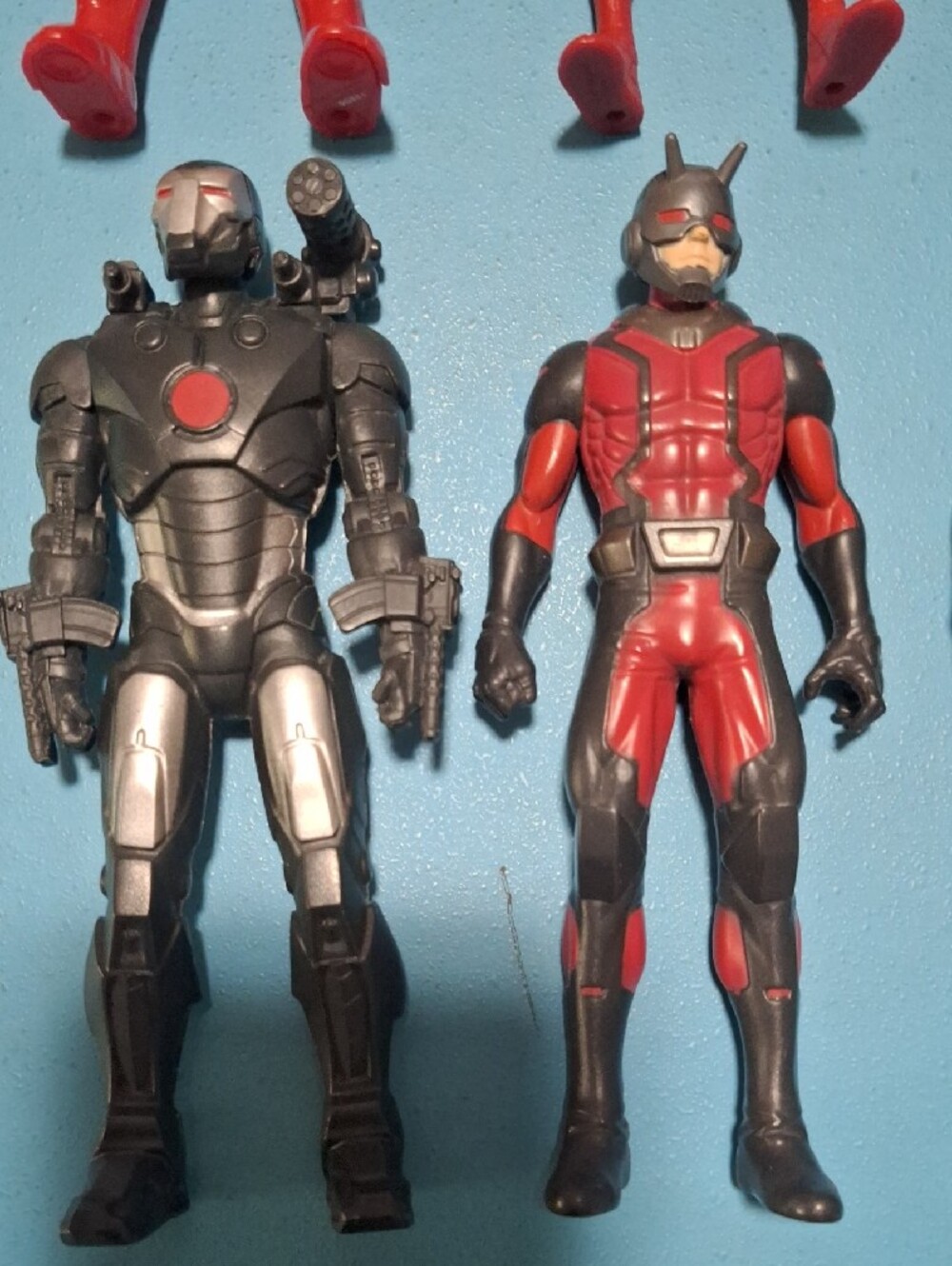 Marvel Action Figure Set - Picture 2 of 5